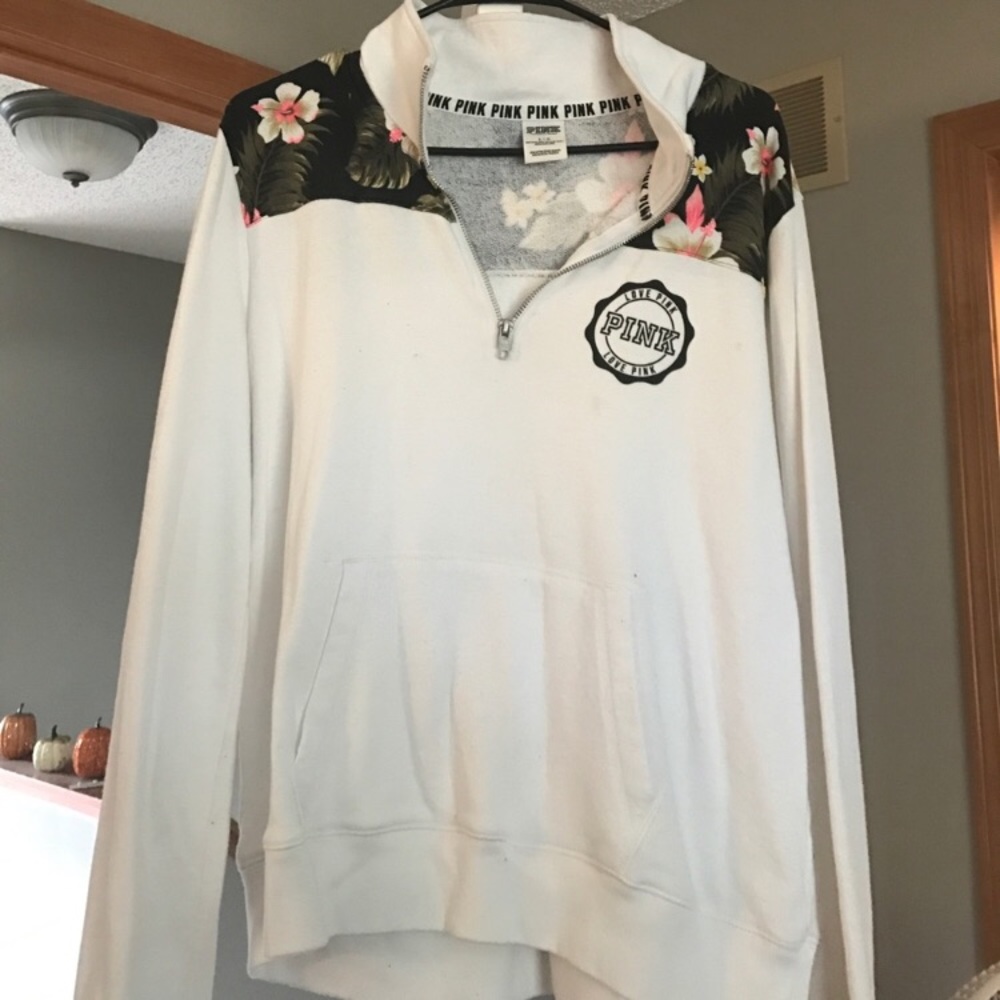 Vs sweater
